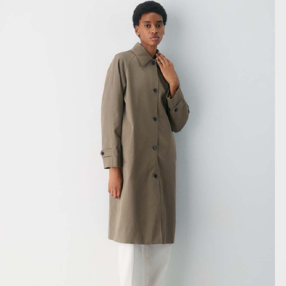 ISO Aritzia Regent trench ! :)